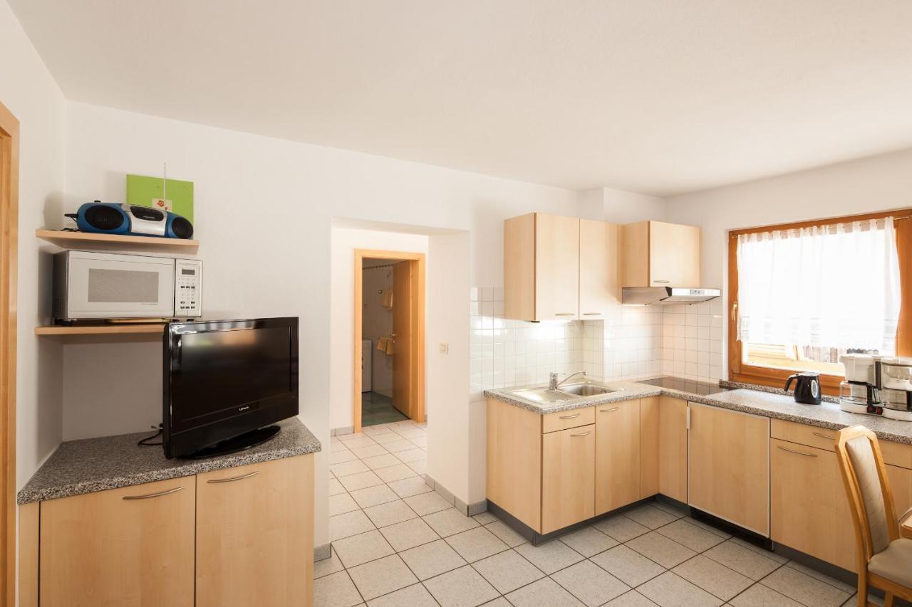 Appartements Kirchtalhof ลานา ภายนอก รูปภาพ